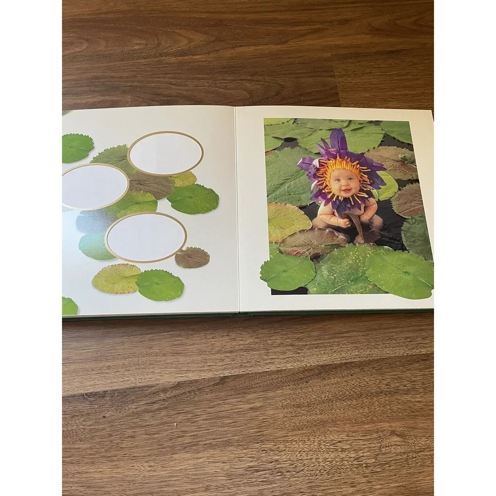 Anne Geddes Vintage Baby Photograph Album Book w/Ribbon Tie